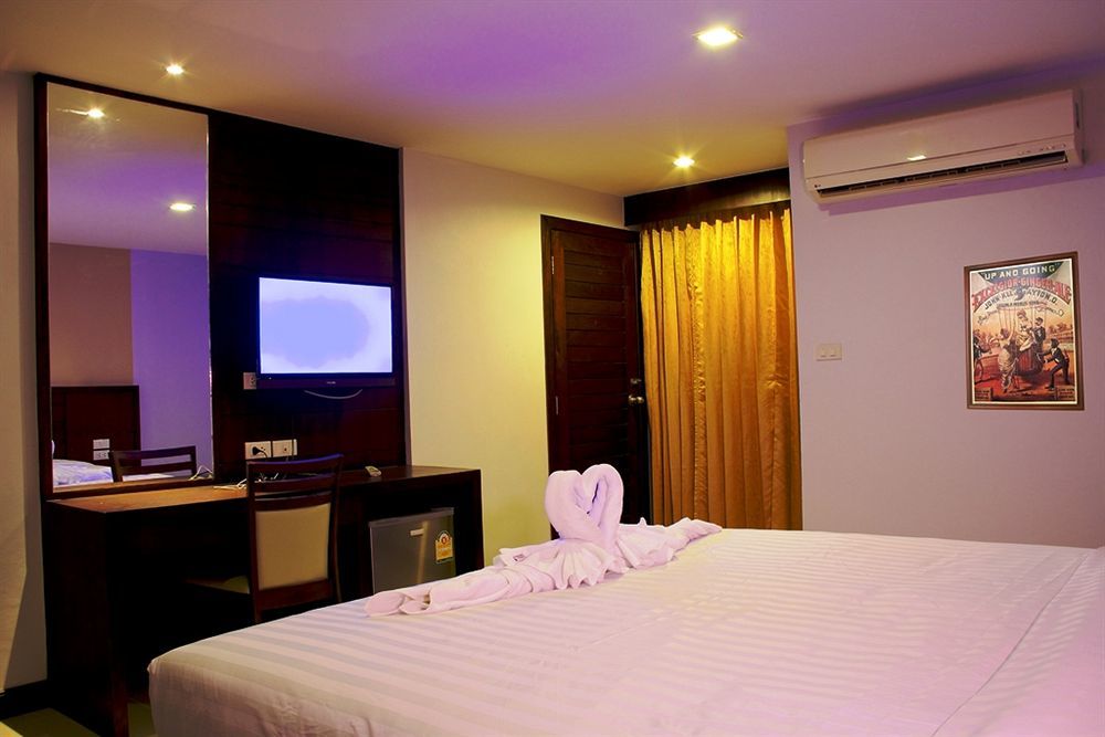 Hotel Oyo 373 Mc Ginger House Patong Zewnętrze zdjęcie