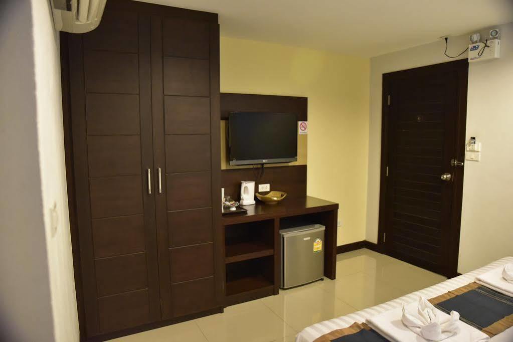Hotel Oyo 373 Mc Ginger House Patong Zewnętrze zdjęcie
