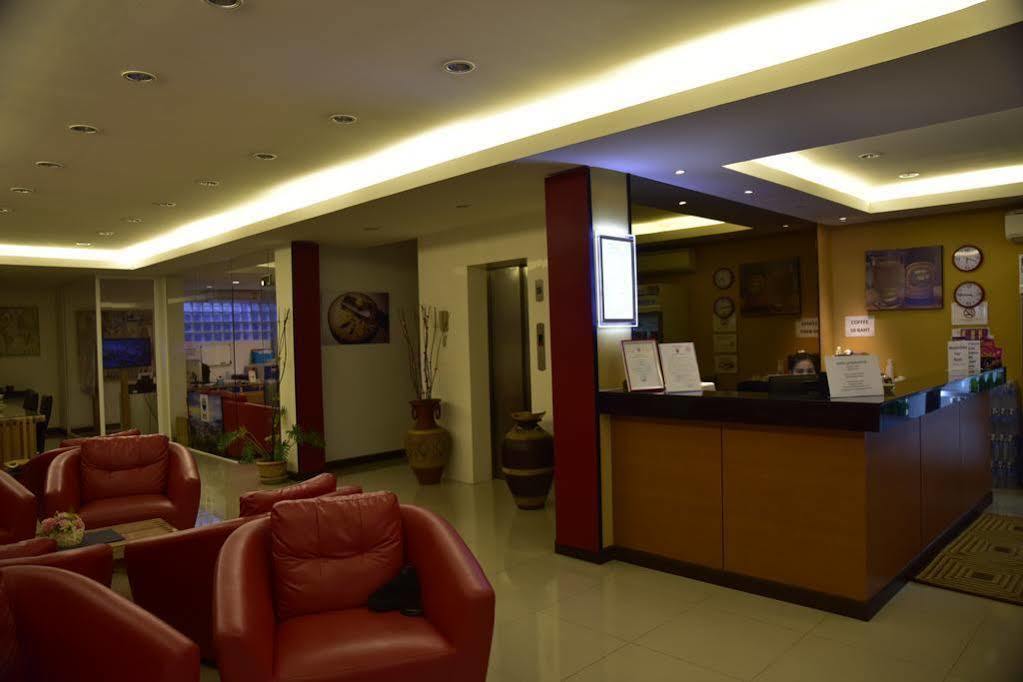 Hotel Oyo 373 Mc Ginger House Patong Zewnętrze zdjęcie