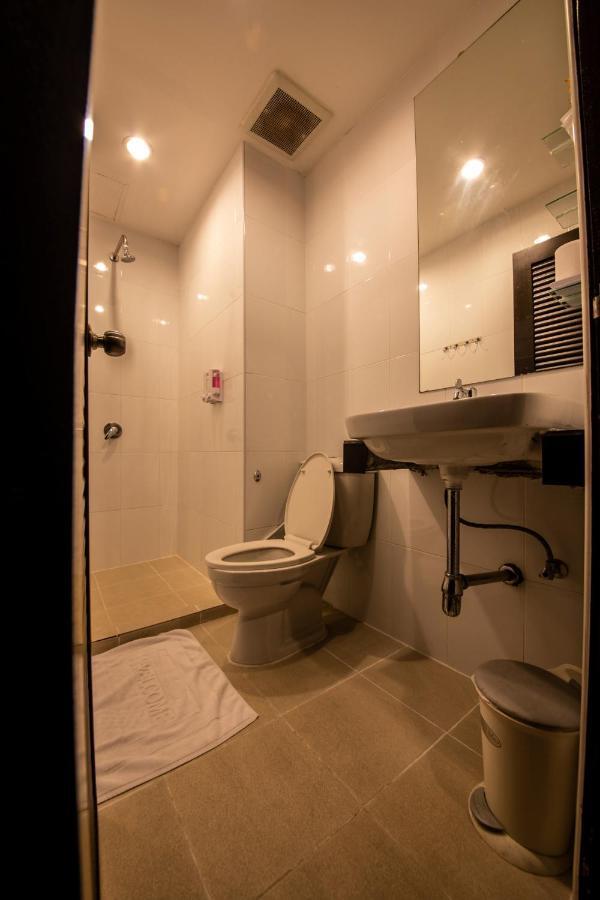 Hotel Oyo 373 Mc Ginger House Patong Zewnętrze zdjęcie